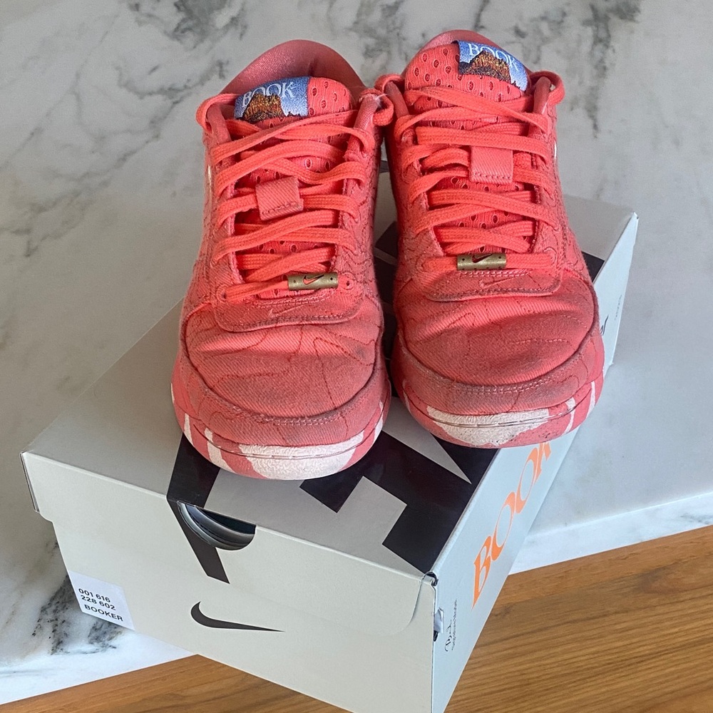 Nike Book 1 Sedonas